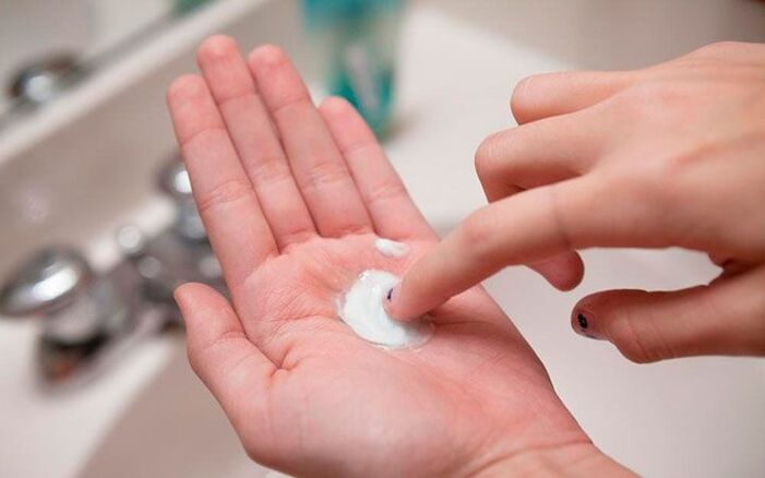 impacchi con soda per l'ingrandimento del pene